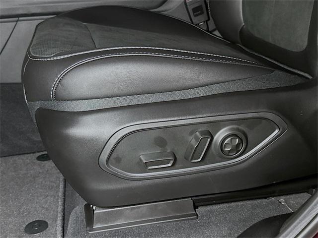 new 2025 Jeep Grand Cherokee L car, priced at $47,047