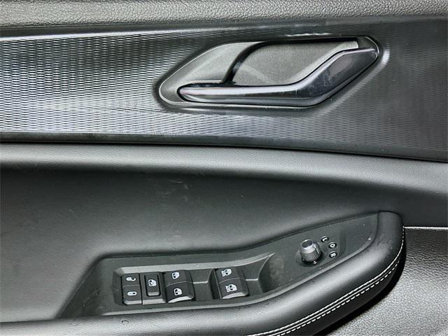 new 2025 Jeep Grand Cherokee L car, priced at $46,422