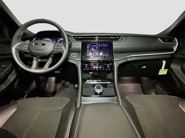 new 2025 Jeep Grand Cherokee L car, priced at $46,422