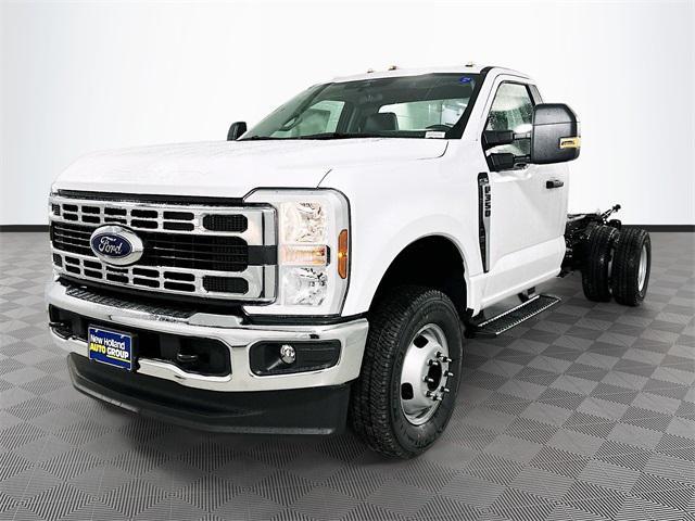 new 2025 Ford F-350 car, priced at $58,679