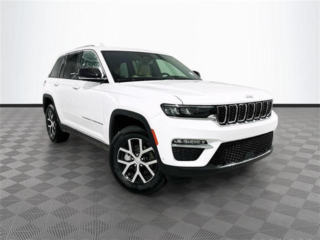 new 2025 Jeep Grand Cherokee car, priced at $48,406