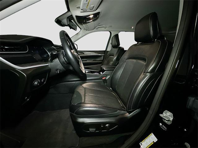 used 2022 Jeep Grand Cherokee car, priced at $33,265
