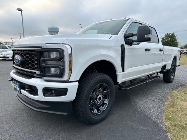 new 2024 Ford F-350 car, priced at $59,641