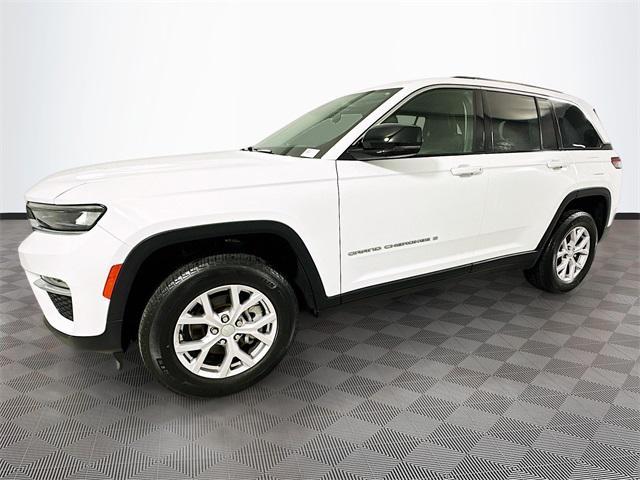 used 2022 Jeep Grand Cherokee car, priced at $37,542