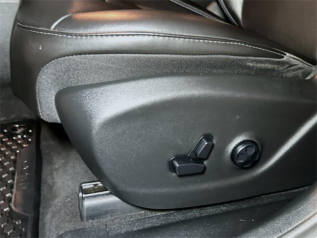 used 2020 Jeep Cherokee car, priced at $16,715
