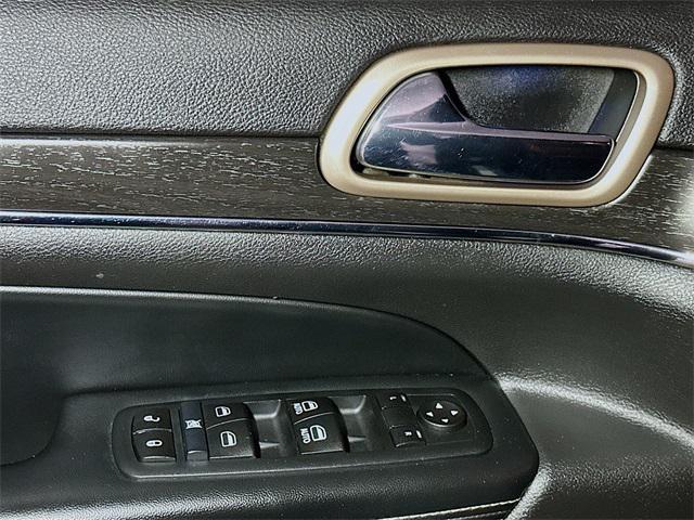used 2015 Jeep Grand Cherokee car, priced at $14,986