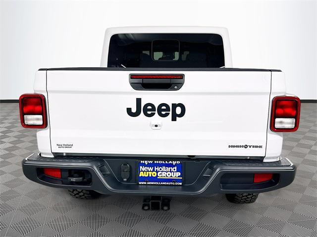 new 2025 Jeep Gladiator car, priced at $46,389