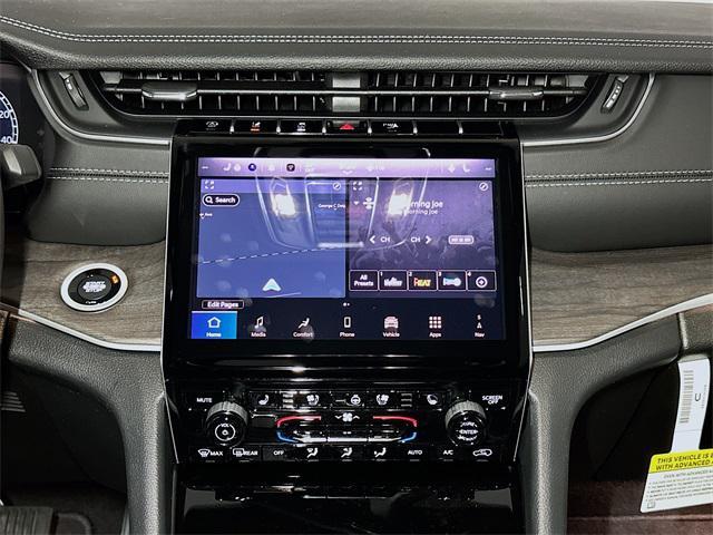 new 2025 Jeep Grand Cherokee car, priced at $49,876