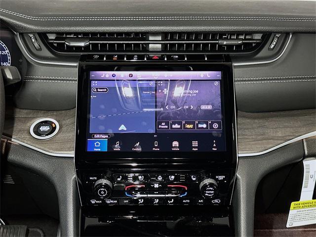 new 2025 Jeep Grand Cherokee car, priced at $49,876