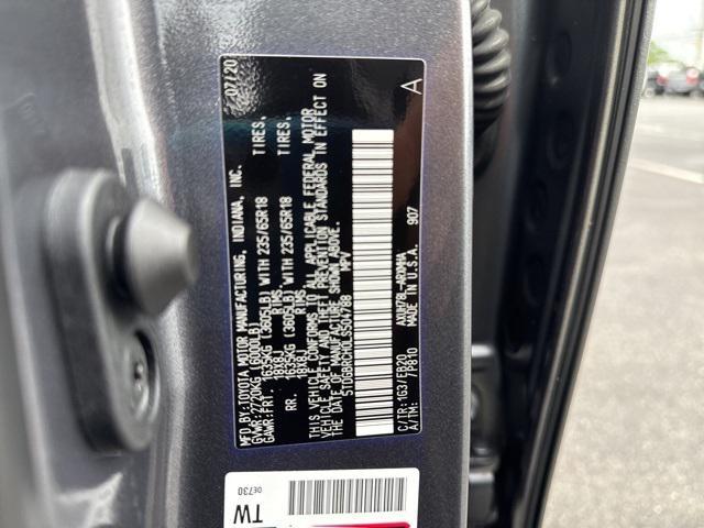 used 2020 Toyota Highlander Hybrid car, priced at $38,522