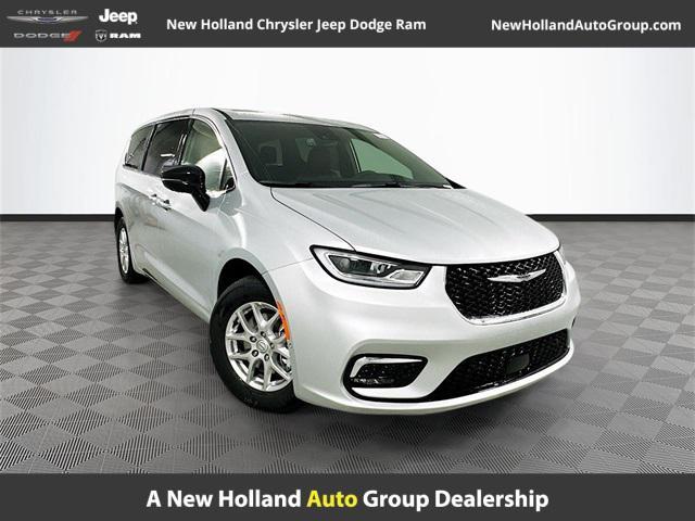 new 2026 Chrysler Pacifica car, priced at $43,457