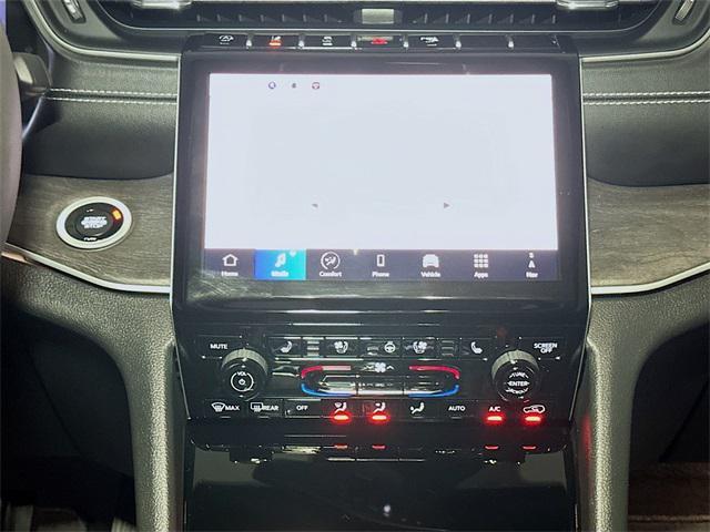 used 2024 Jeep Grand Cherokee car, priced at $39,860