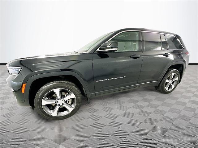 used 2024 Jeep Grand Cherokee car, priced at $39,860