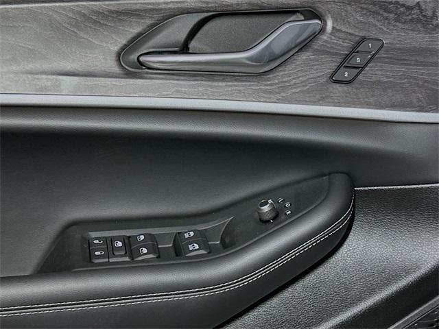 new 2025 Jeep Grand Cherokee L car, priced at $51,034
