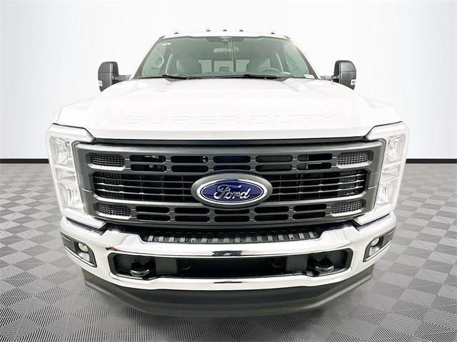 new 2025 Ford F-250 car, priced at $54,839