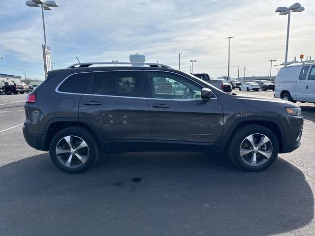 used 2021 Jeep Cherokee car, priced at $25,401