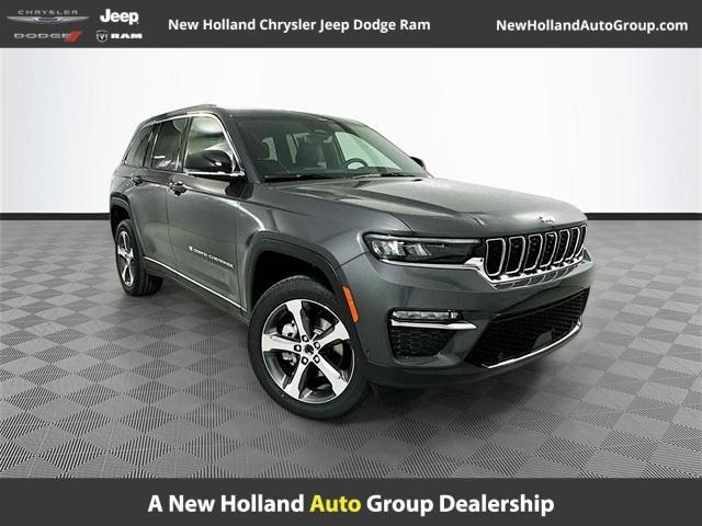 new 2025 Jeep Grand Cherokee car, priced at $52,200