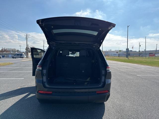 used 2021 Jeep Grand Cherokee L car, priced at $25,814