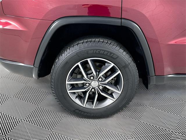 used 2017 Jeep Grand Cherokee car, priced at $15,402