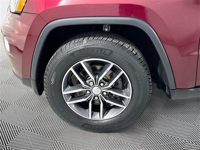 used 2017 Jeep Grand Cherokee car, priced at $15,402