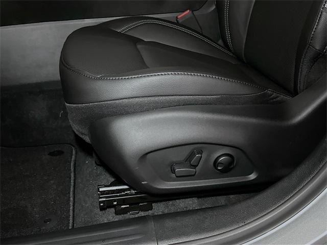 new 2025 Jeep Compass car, priced at $37,832