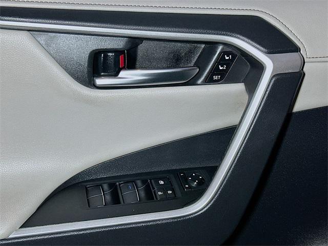 used 2020 Toyota RAV4 Hybrid car, priced at $28,962