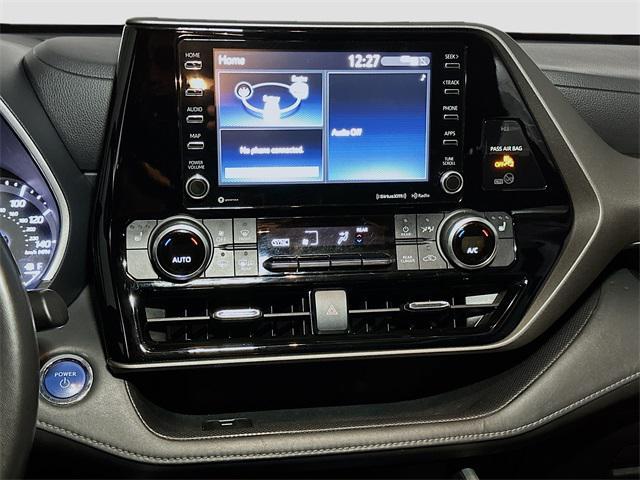 used 2022 Toyota Highlander Hybrid car, priced at $42,637