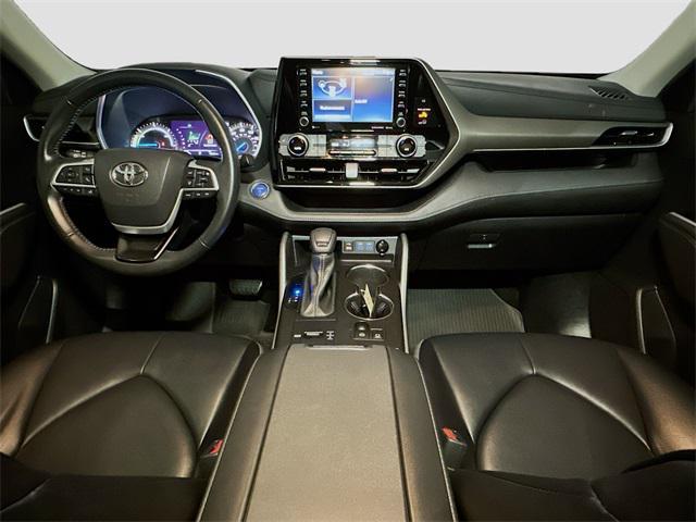 used 2022 Toyota Highlander Hybrid car, priced at $42,637