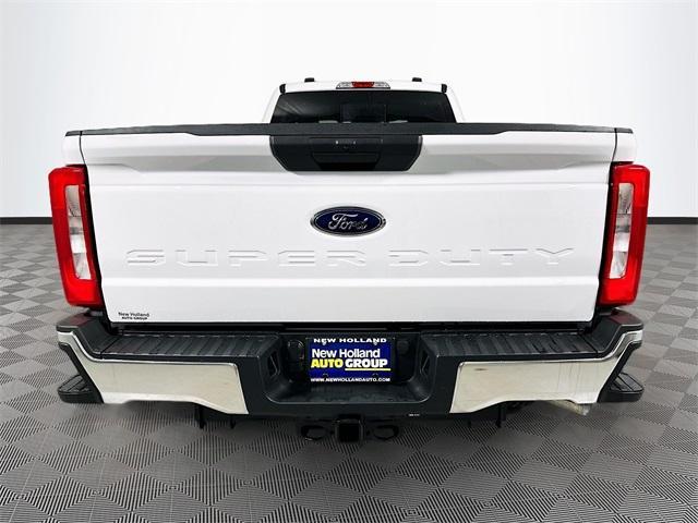 new 2025 Ford F-350 car, priced at $57,265