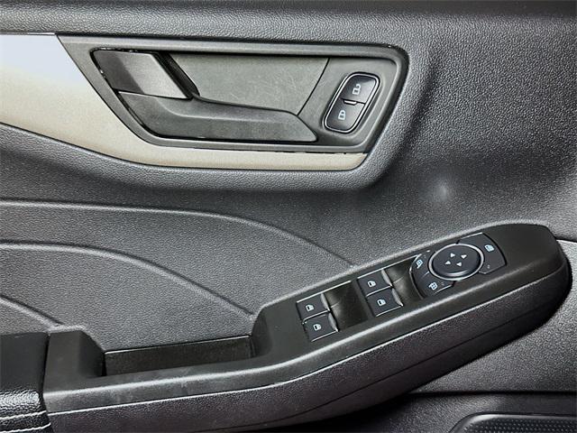 used 2022 Ford Escape car, priced at $23,921