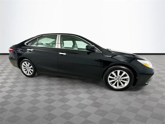 used 2015 Toyota Camry Hybrid car, priced at $12,768