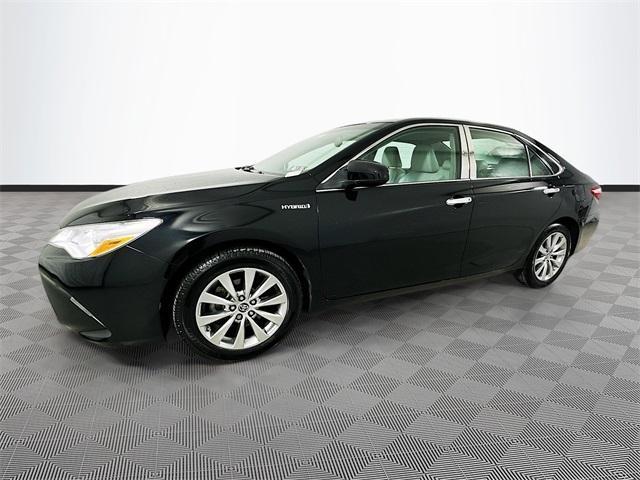 used 2015 Toyota Camry Hybrid car, priced at $12,768