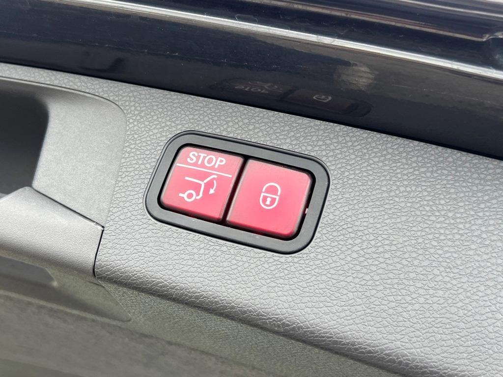 used 2022 Mercedes-Benz E-Class car, priced at $55,990