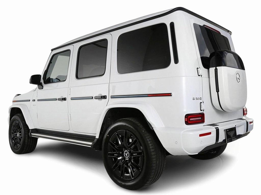 used 2025 Mercedes-Benz G-Class car, priced at $189,990