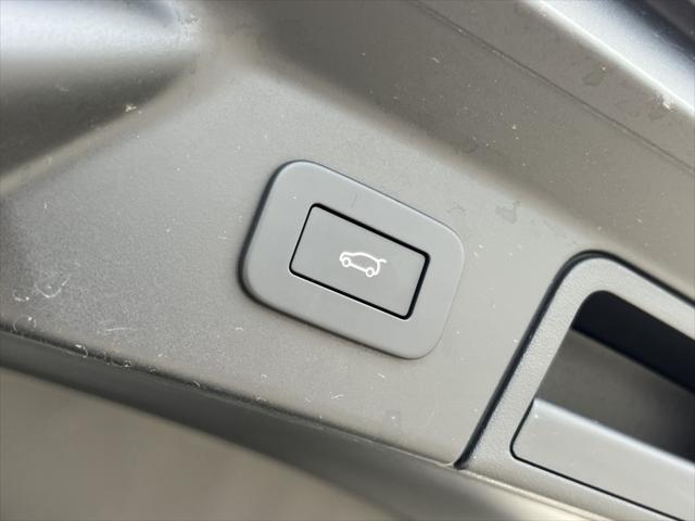 used 2025 Land Rover Range Rover Velar car, priced at $59,990