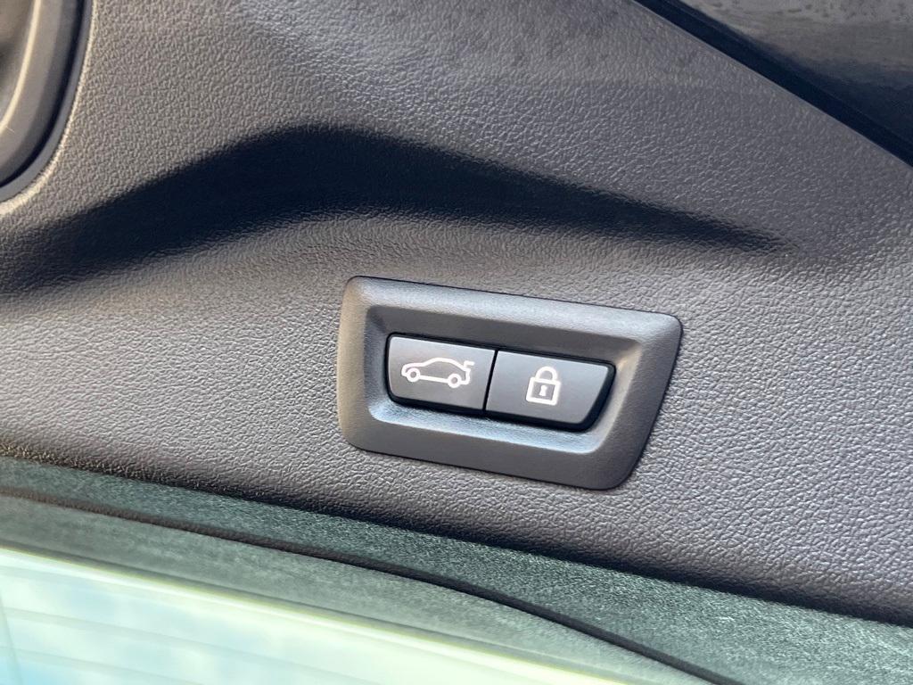 used 2022 BMW X7 car, priced at $66,990