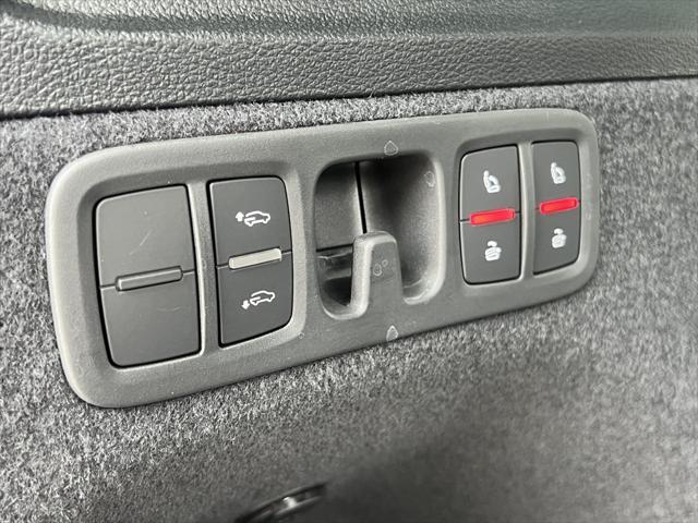 used 2025 Audi Q7 car, priced at $74,990