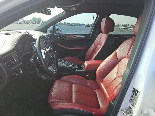 used 2019 Porsche Macan car