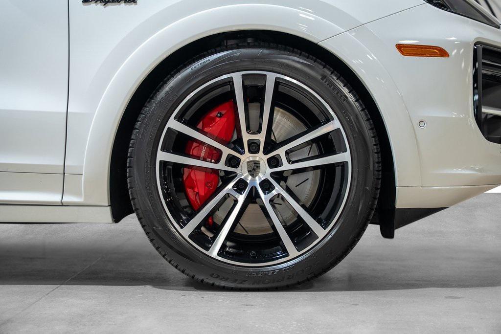 used 2025 Porsche Cayenne car, priced at $162,990
