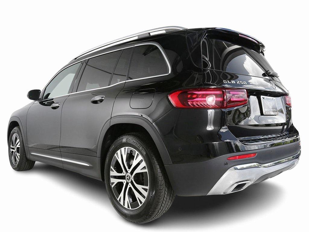 used 2024 Mercedes-Benz GLB 250 car, priced at $38,990