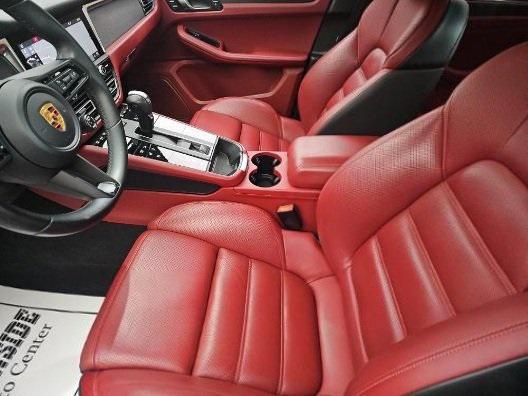 used 2022 Porsche Macan car