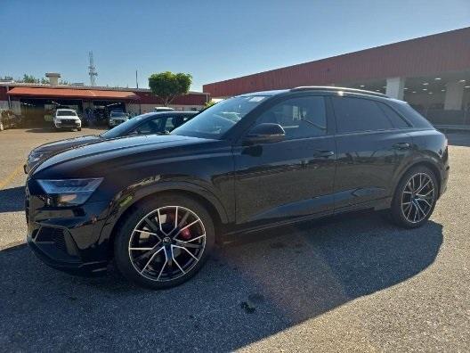 used 2023 Audi SQ8 car, priced at $92,990