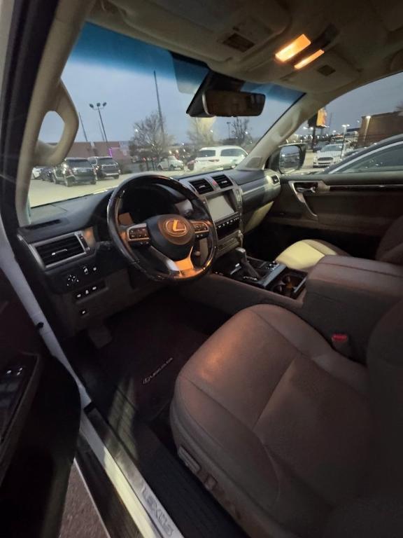 used 2020 Lexus GX 460 car, priced at $38,990