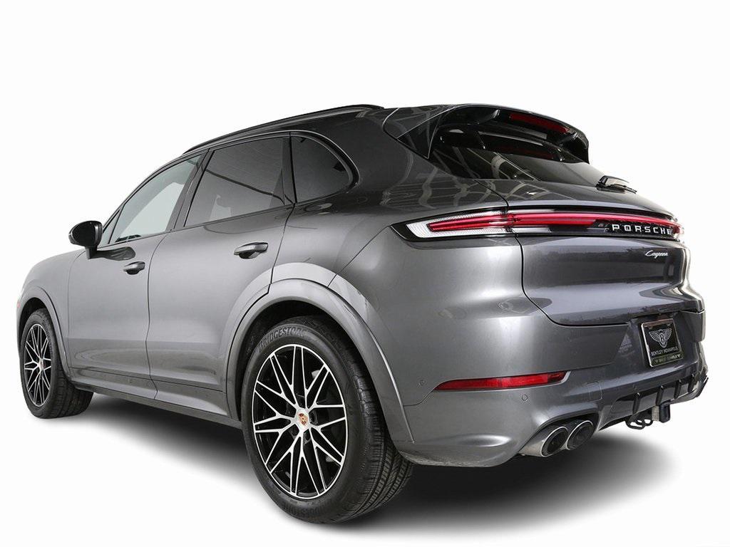 used 2025 Porsche Cayenne car, priced at $91,990