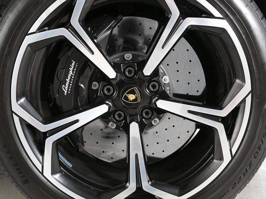 used 2022 Lamborghini Urus car, priced at $207,990