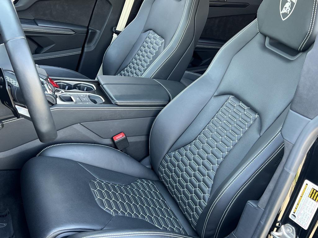 used 2022 Lamborghini Urus car, priced at $207,990