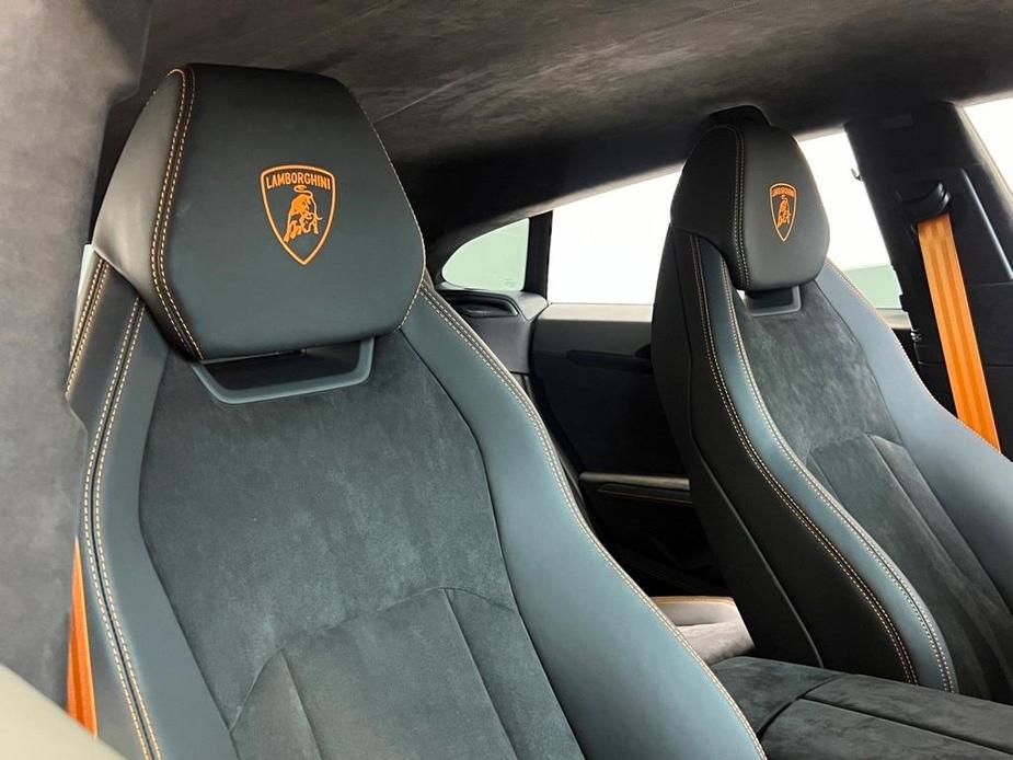 used 2023 Lamborghini Urus car, priced at $285,990