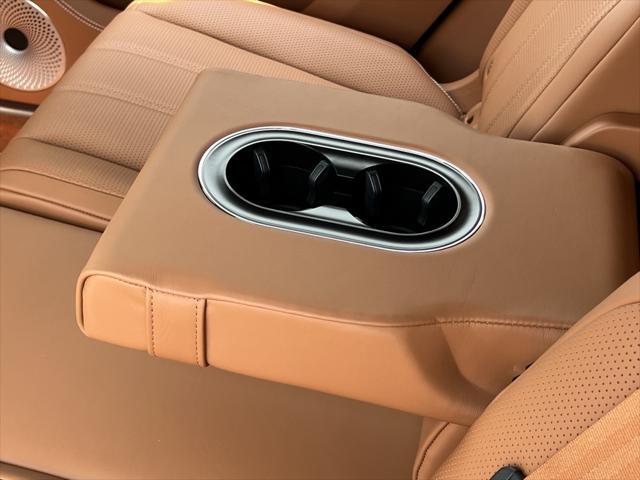 used 2024 Bentley Bentayga car, priced at $214,990
