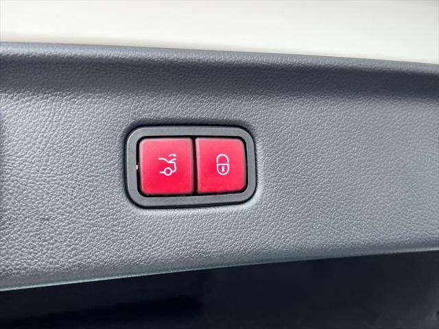 used 2021 Mercedes-Benz S-Class car, priced at $69,990