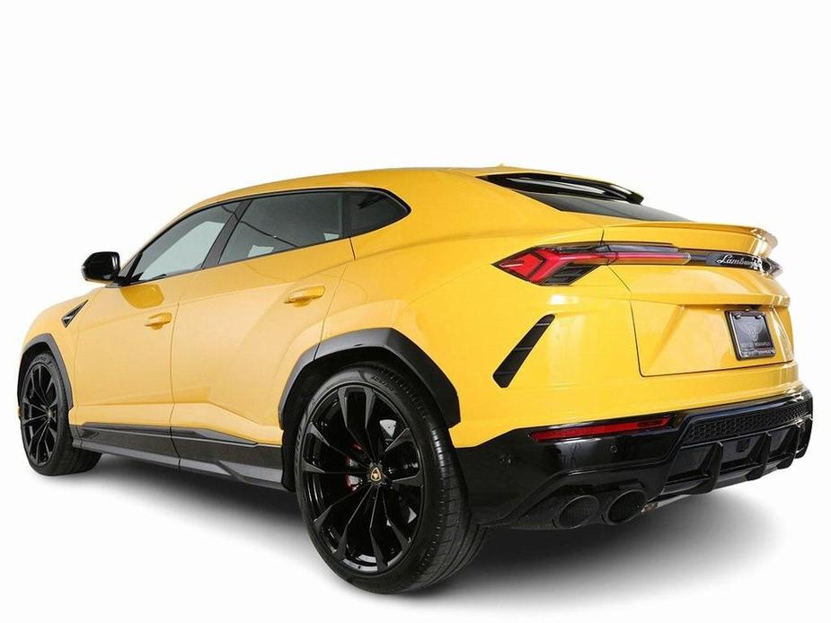 used 2022 Lamborghini Urus car, priced at $228,990